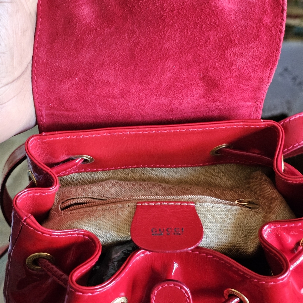 Gucci Bamboo Backpack Patent  Leather Luxurious Design with COA & Dust Bag - Picture 3 of 16